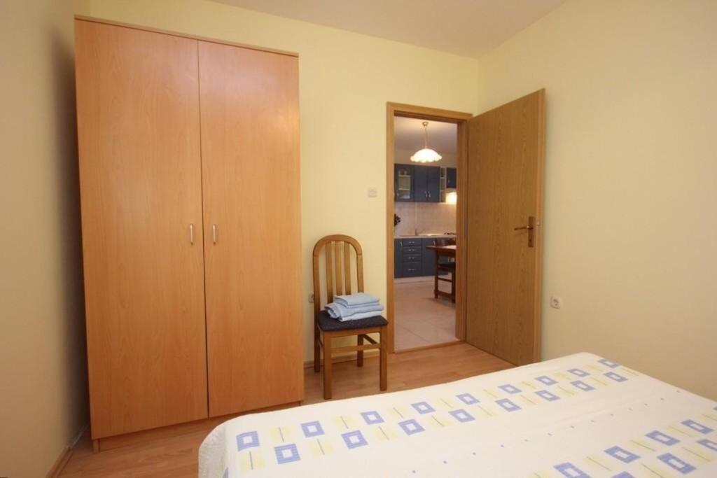 Apartments Zoki - Great Location Close To The Sea Вис Экстерьер фото